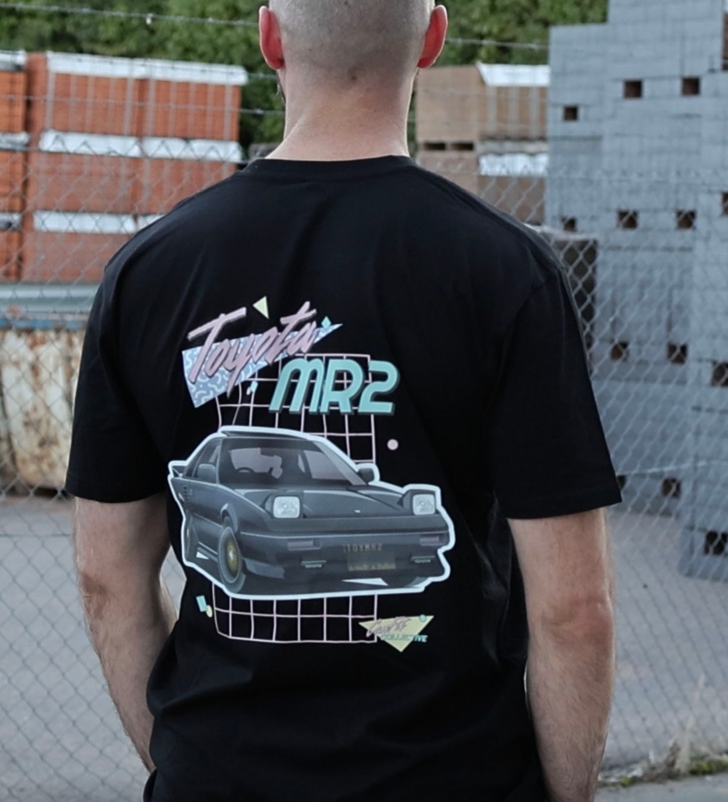 Can fit Collective "Retro MR2" - Tee